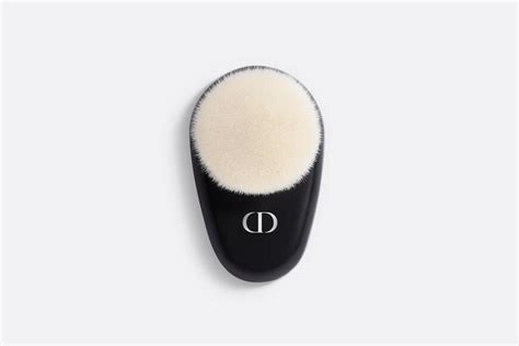 dior backstage face brush nr. 18
